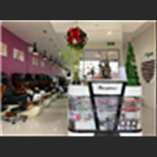 Shop nails lâu năm vùng Taylors Hill cần sang