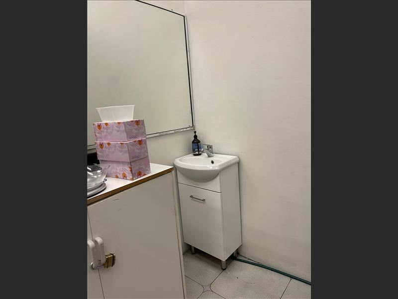 Shop massage cần sang lại giá chỉ $10.000, vùng Cabramatta, NSW
