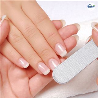 Shop nails cách Cabra 45 phút lái xe cần thợ